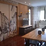 Con Terraza Al Puente Apartmán