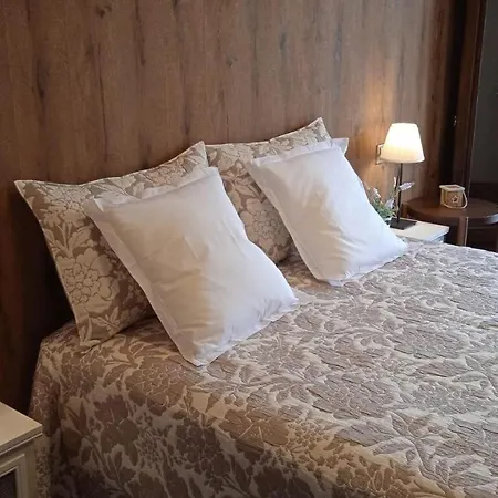 Con Terraza Al Puente شقة *