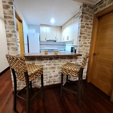 شقة Con Terraza Al Puente Onís