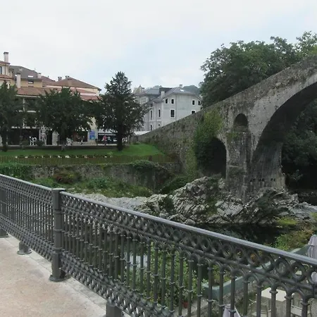 Con Terraza Al Puente Onís